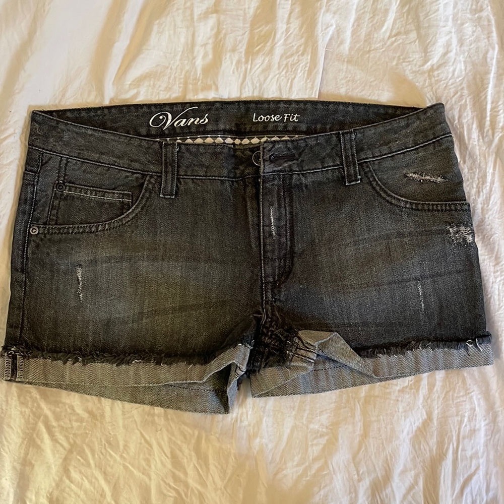 Vans shorts size 9